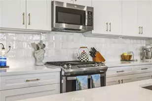 34330 Coconut Cir, Winchester, CA 92596 - Photo 8
