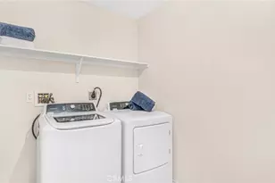 19253 Monticello Grv Wy, Riverside, CA 92507 - Photo 10