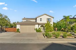 34782 Grotto Hills Dr, Winchester, CA 92596 - Photo 10