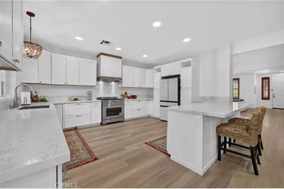 34782 Grotto Hills Drive, Winchester, CA 92596 - Photo 12