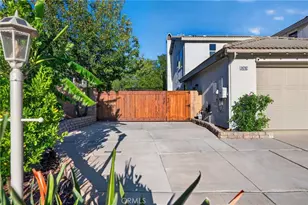 34782 Grotto Hills Dr, Winchester, CA 92596 - Photo 4