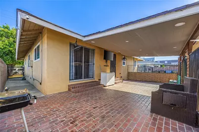 1059 W Grand Avenue, Pomona, CA 91766 - Photo 24