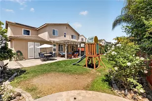 30541 Muir Ct, Murrieta, CA 92563 - Photo 12