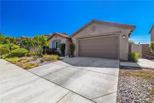 37568 River Oats Ln, Murrieta, CA 92563 - Photo 2