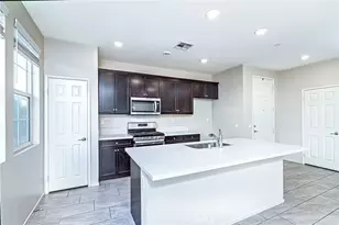 41957 Zafra, Murrieta, CA 92562 - Photo 8