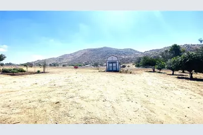 23711 California Avenue, Hemet, CA 92545 - Photo 44