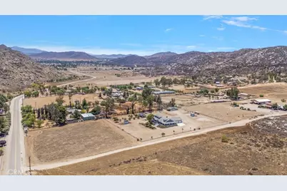 23711 California Avenue, Hemet, CA 92545 - Photo 60