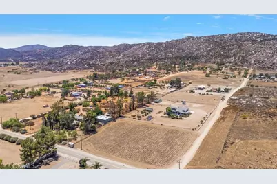 23711 California Avenue, Hemet, CA 92545 - Photo 62