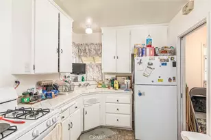 924 Walnut St, San Gabriel, CA 91776 - Photo 16