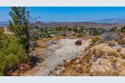 41300 Polly Butte, Hemet, CA 92544 - Photo 28