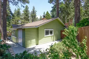 31671 Luring Pines Dr, Running Springs, CA 92382 - Photo 24