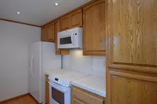 31671 Luring Pines Dr, Running Springs, CA 92382 - Photo 12
