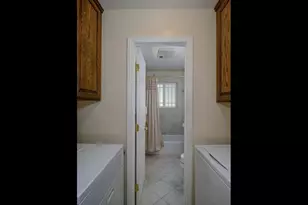 31671 Luring Pines Dr, Running Springs, CA 92382 - Photo 16