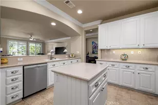 39372 Beringer Dr, Murrieta, CA 92563 - Photo 10