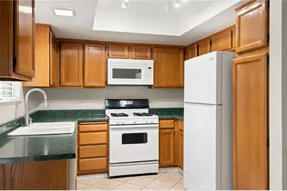 1093 Merced Way, Hemet, CA 92545 - Photo 8