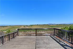 34881 Los Nogales, Temecula, CA 92592 - Photo 6
