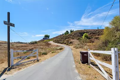34881 Los Nogales, Temecula, CA 92592 - Photo 50
