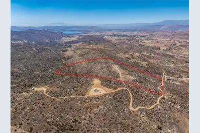 33445 Chameleon Road, Hemet, CA 92544 - Photo 8