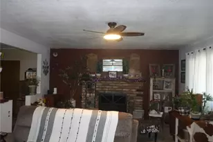 26201 Camas Dr, Hemet, CA 92544 - Photo 4