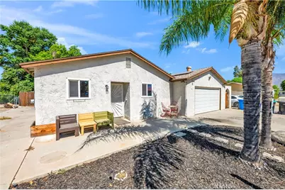 784 S Miramar, San Jacinto, CA 92583 - Photo 2