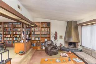 949 W Rosewood Ct, Ontario, CA 91762 - Photo 8