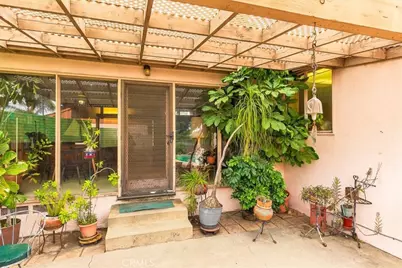 949 W Rosewood Court, Ontario, CA 91762 - Photo 30