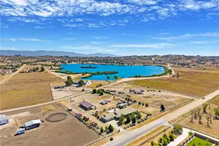 49701 Sky Harbor, Aguanga, CA 92536 - Photo 2