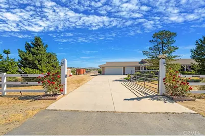 49701 Sky Harbor, Aguanga, CA 92536 - Photo 18