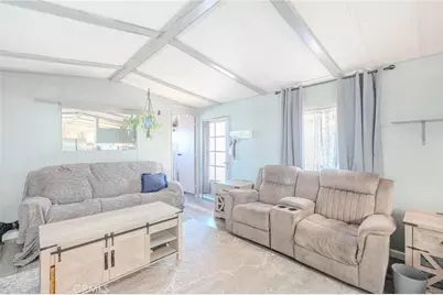 675 W Oakland Avenue #G-4, Hemet, CA 92543 - Photo 4