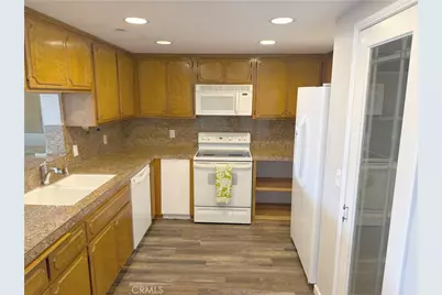 22570 Bass #7, Canyon Lake, CA 92587 - Photo 8