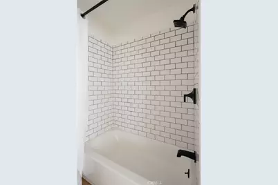2500 Abbot Kinney Boulevard #20, Venice, CA 90291 - Photo 14