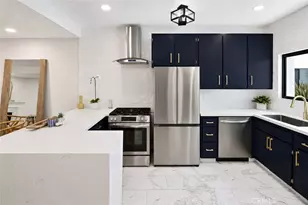 2500 Abbot Kinney Blvd, Venice, CA 90291 - Photo 2