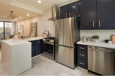 2500 Abbot Kinney Boulevard #20, Venice, CA 90291 - Photo 2