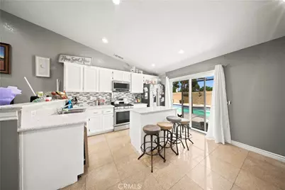 37328 Festival Court, Palmdale, CA 93552 - Photo 8
