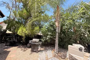 44128 Galicia, Hemet, CA 92544 - Photo 10