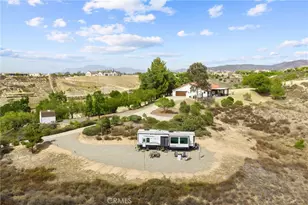 35251 Calle Campo, Temecula, CA 92592 - Photo 10