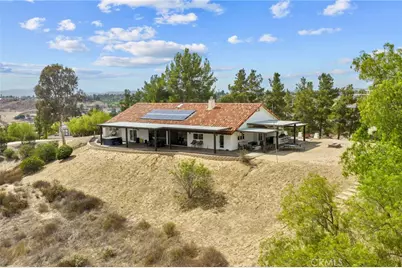 35251 Calle Campo, Temecula, CA 92592 - Photo 12