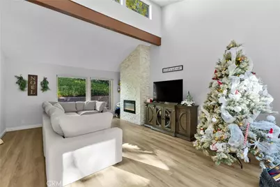 29376 Via Frontera, Murrieta, CA 92563 - Photo 12