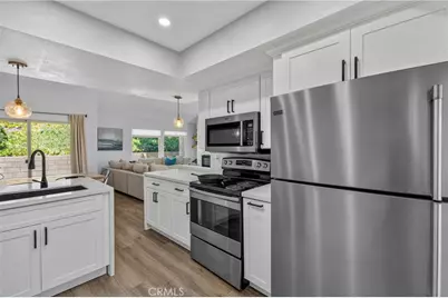 29376 Via Frontera, Murrieta, CA 92563 - Photo 10