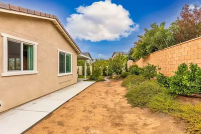 31454 Darlington Oak Drive, Winchester, CA 92596 - Photo 36