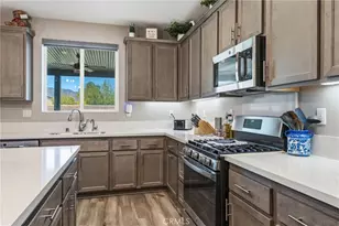 29271 Date Palm, Lake Elsinore, CA 92530 - Photo 10
