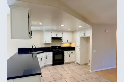 44493 Galicia, Hemet, CA 92544 - Photo 16
