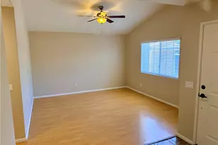 44493 Galicia, Hemet, CA 92544 - Photo 10