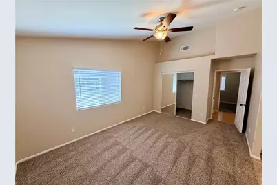 44493 Galicia, Hemet, CA 92544 - Photo 36