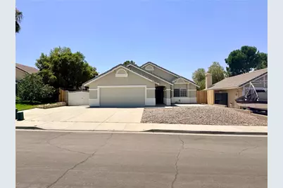 44493 Galicia, Hemet, CA 92544 - Photo 2