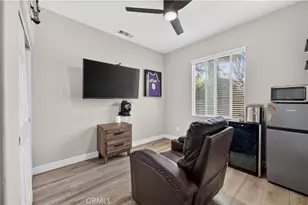 30592 Red Fox Ct, Murrieta, CA 92563 - Photo 12