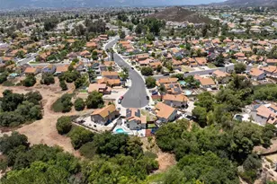 24080 Manresa Ct, Murrieta, CA 92562 - Photo 36