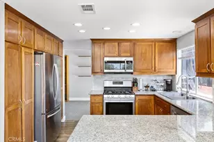 24080 Manresa Ct, Murrieta, CA 92562 - Photo 12