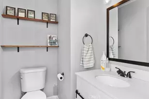 24080 Manresa Ct, Murrieta, CA 92562 - Photo 22