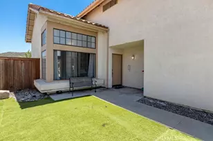24080 Manresa Ct, Murrieta, CA 92562 - Photo 4